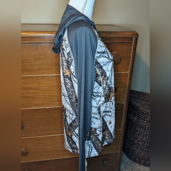 ENERGY ZONE Camo Lightweight Hunting Hoodie - Picture 2 of 11